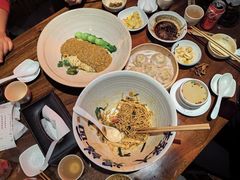 -李犟大爆鳝面·手工蟹黄包(湖滨西湖店)