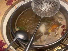 -牛人日志·鲜牛肉骨汤火锅(万科里瑧店)