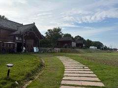 -梁子湖东篱老屋生态庄园