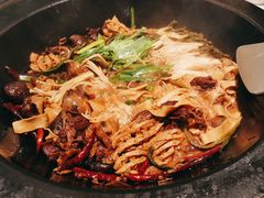 -小白鹅火焰焖锅(万达印象店)