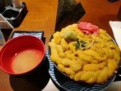 三色海胆饭-魔丼屋(日月光店)