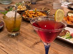 -SISTERS BAR RESTAURANT川意酒馆(嘉善老市H楼店)