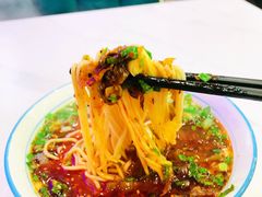 酸菜牛肉面-京穆兰兰州牛肉面·清真(盛龙广场店)
