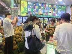 -曼阁市场水果批发市场