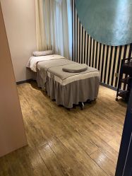 -PE SALON