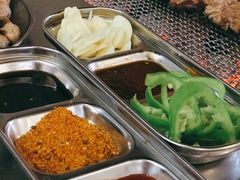 -马路牙子烧烤音乐酒馆(望京店)