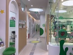 -菲越企鹅眼科(龙湖天街店)