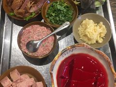 鲜毛肚-较场口火锅(九街店)