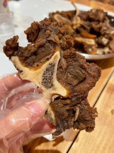 牛阿蛮-"「麻辣牛骨头」大口吃肉特别爽!卤香的牛骨."-大众点评移动版