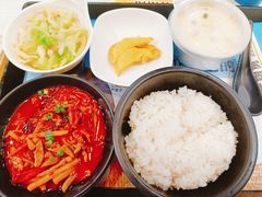 -老娘舅餐厅(黄龙体育中心店)