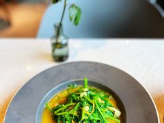 豌豆黄浸豌豆尖-半山腰·云南菜(侨福芳草地店)