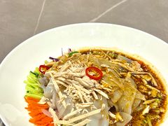 传统鸡丝拉皮-燕春楼(海河华鼎店)