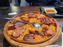 腊味蒸饭-乔街深夜食堂·台州菜·高压锅生蚝(杭州总店)