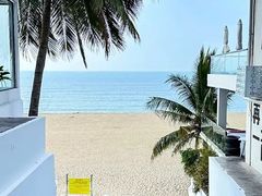 -不仔客海鲜·烧烤·270度海景餐厅(大东海店)
