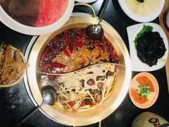 -潮火锅·麻辣牛肉火锅(观音桥方圆·LIVE店)
