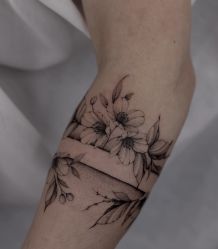 -INK STORY专业刺青·穿孔·洗纹身