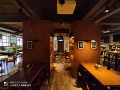 -JINNS锦时 steak&pizza(浸信会礼拜堂旧址店)