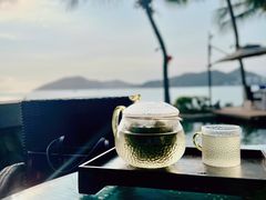 乌龙茶-日落吧·海景咖啡厅·餐酒吧·鸡尾酒·下午茶·乐队表演·浪漫夕阳·三亚文华东方酒店