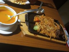 -许榴香西餐厅(台东步行街店)