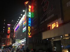 门面-吉星氧吧量贩式KTV(惠乐购百货店)