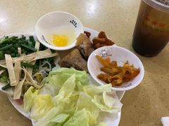 -桥香园云南过桥米线(金马碧鸡店)