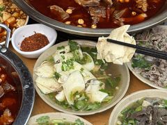 -大众跷脚牛肉馆·非遗传承单位(峨眉山店)