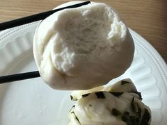 -白玉兰食品甜凤店(合生汇店)