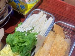 -沙胆彪炭炉牛杂煲(成都玉林店)