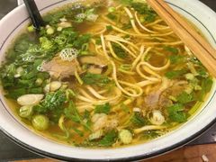 -杨记清芳牛肉拉面(宝龙广场店)
