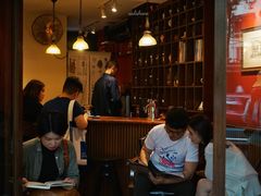 等位区-RUMORS COFFEE ROASTERY鲁马滋咖啡(湖南路店)