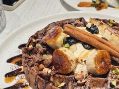 肉桂苹果焦糖香蕉舒芙蕾松饼-Nana And Her Friends Restaurant 娜娜家(小寨原力场店)