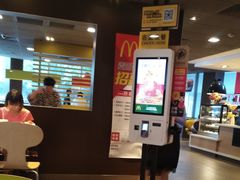 -麦当劳(南京路2店)