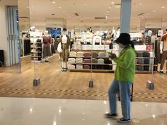 -优衣库(海口秀英万达广场店)