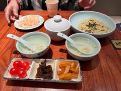 -裕兴记•蟹黄面馆(人民广场店)