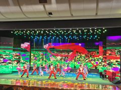 -南风大剧院莎梦二人转剧场