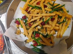 -巴厘龙虾·榜首油焖大虾(音乐学院·沿江酒馆店)