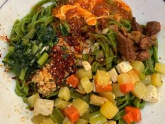 -秦君宝手擀菠菜面(金花路店)