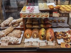 -CARINO BAKERY&CAFE(人广来福士店)