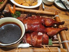 -老滇山寨•云南特色菜•地方菜•民族风情歌舞表演(金碧店)