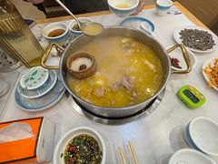 -朴小妹人参鸡汤火锅(长白山万达店)