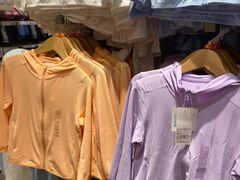 -优衣库(上海虹口龙之梦店)