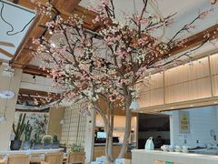 -蜜桃餐厅·伴山(湖滨商业街店)
