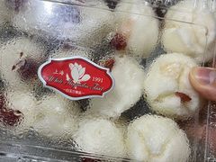 -白玉兰食品(中山公园龙之梦店)