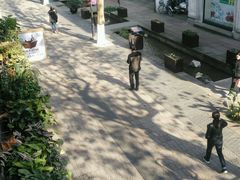 -猫的天空之城概念书店(杭州南宋御街店)