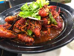 秘制龙虾-虾弄弄海派小龙虾·牛羊蝎子火锅