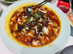 黑豆花水煮鱼-关里关外·鱼头泡饼(唐冶绿地汇店)