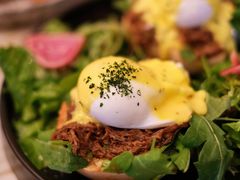 牛肉班尼迪克蛋-the rug 飞毯 (朝阳公园店)