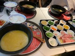 -妈妈故事米线(市府恒隆店)