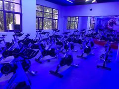 -巅峰减重高端减肥训练营(惠州店)