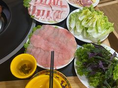 -银同牦牛肉火锅